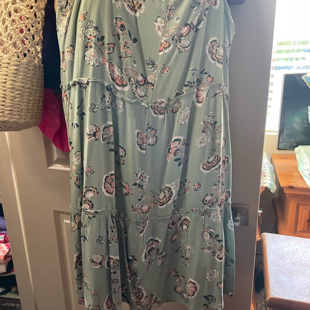 Womans new dress shoulder wide straps so cute! Xxl